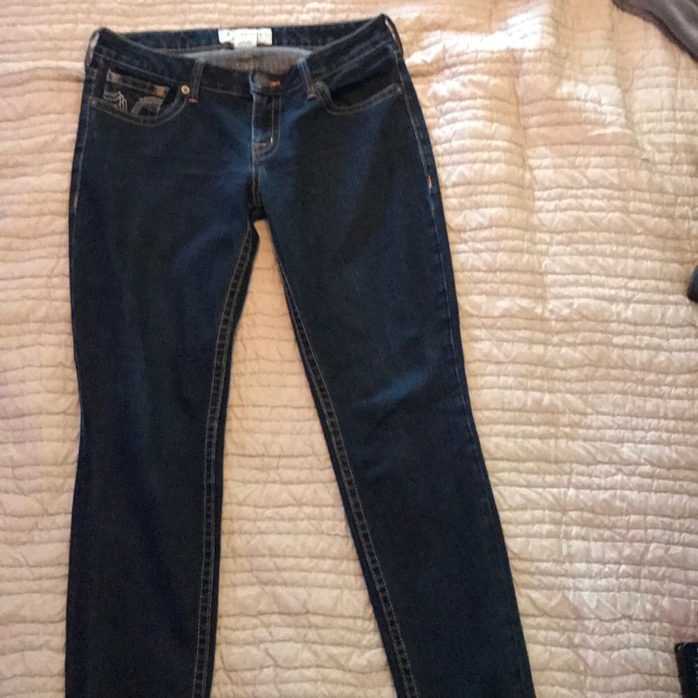 Privacy dark blue jeans. Straight leg